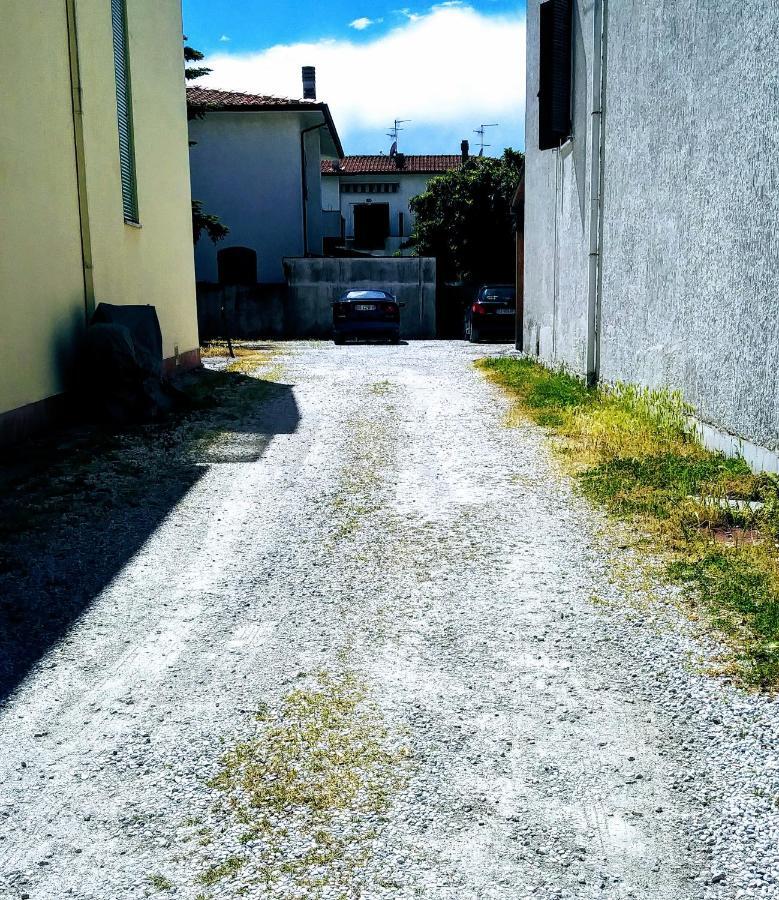 Casa Tonfoni Villa Torre del Lago Puccini Exterior photo